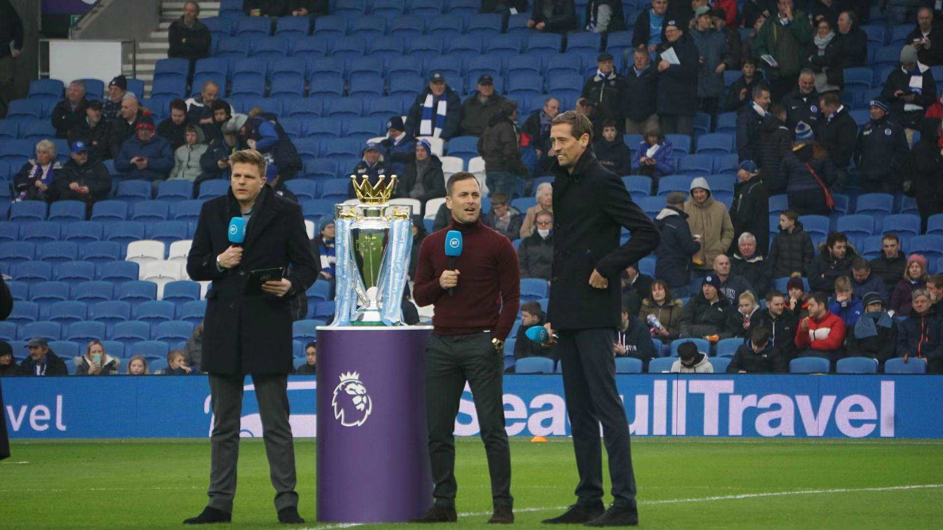 防守危机的 防守危机的